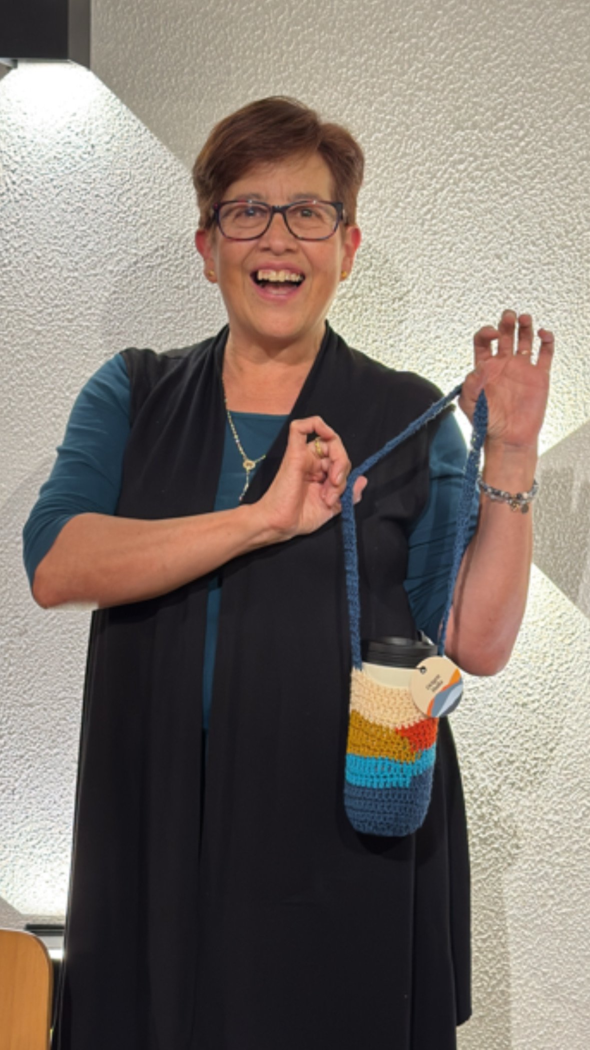 Taller Presencial Cali CafeCrochet Juan Valdez PortaTermo Montaña // 22 Nov. 2025 - Imagen 11